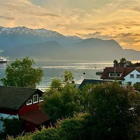 Casa Hauge Bb Sunrise Gjestgiverier *