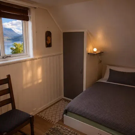 Casa Hauge Bb Sunrise * Sandane